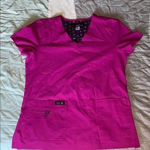 Women’s koi xs scrub top